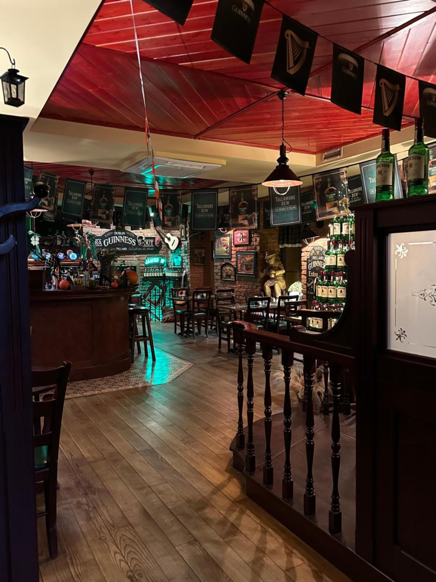 Shoemaker Irish Pub & Accommodation Kielce Exterior foto
