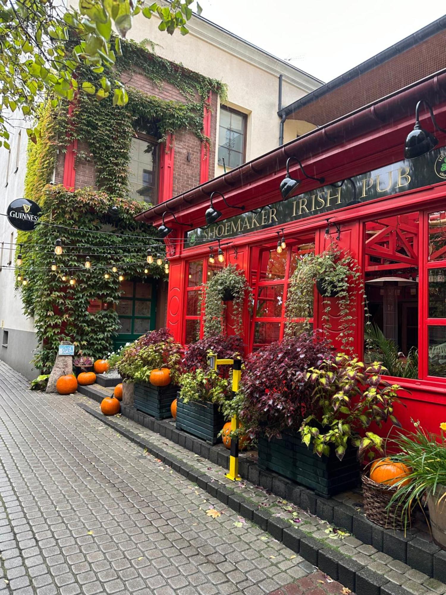 Shoemaker Irish Pub & Accommodation Kielce Exterior foto